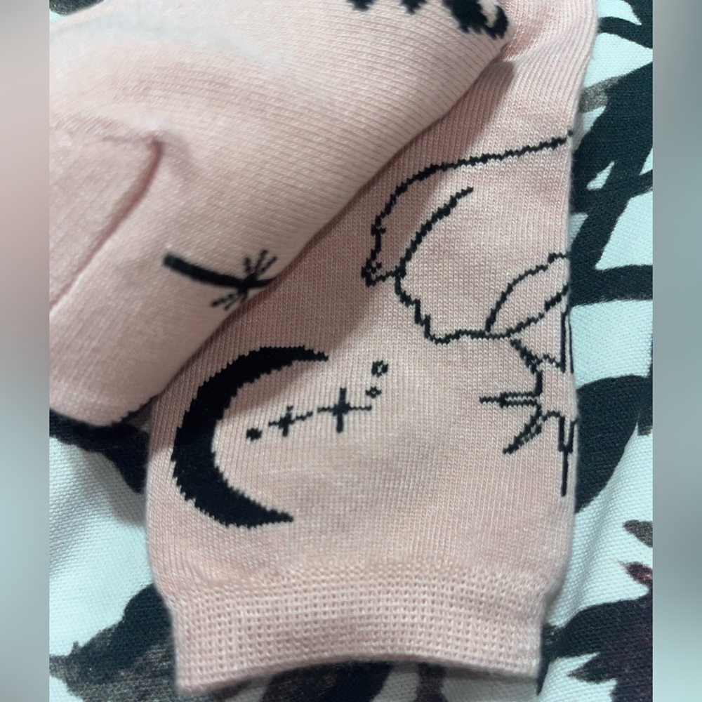Baggu Blush Pink and Black Ballet Icons Socks Sz Women’s OS 6-11 NEW NWT - Picture 3 of 3